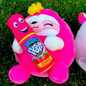 Squish, mellow snackles push pop